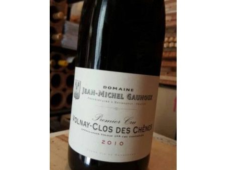 Jean-Michel Gaunoux Volnay Clos des Chenes Premier Cru 2015 (750ml) For Sale